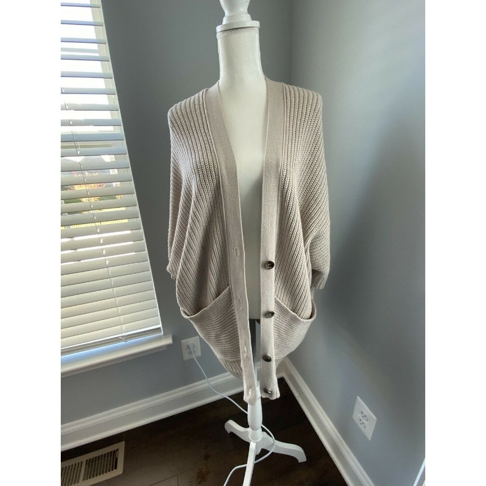 Womans Knit Button Down Sweater Dolman Sleeves Size M/L